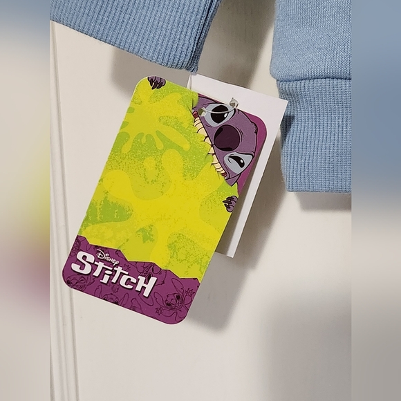 3T Stitch Hoodie With Ears on Hood - Picture 5 of 7